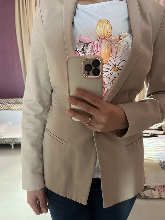 Дамски сака М размер