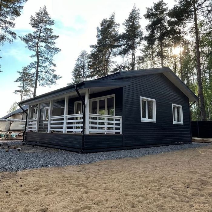 Vand case modulare din panouri sandwich termoizolante