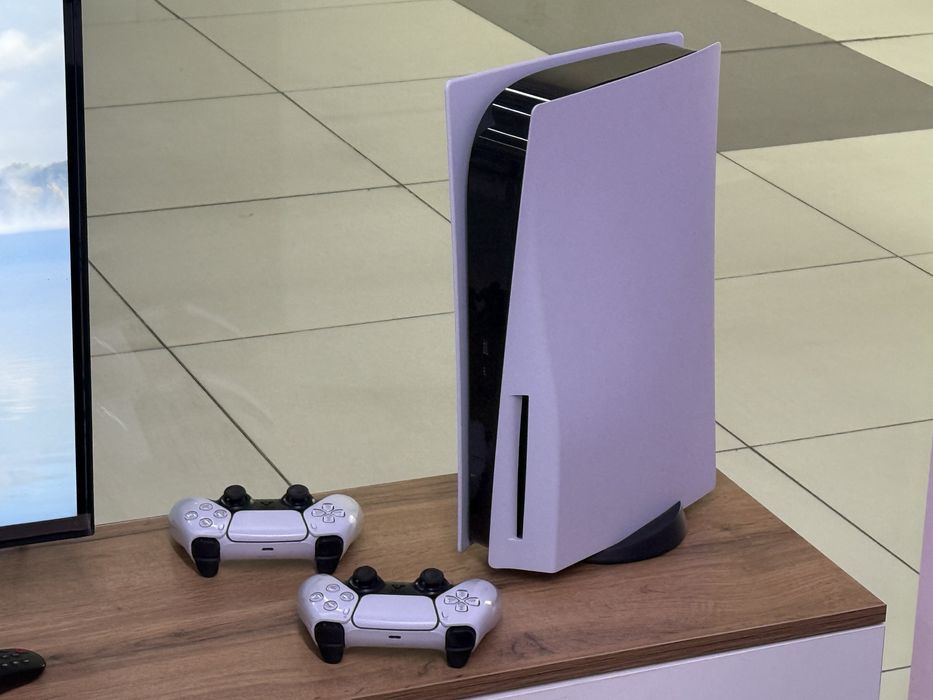 Sony PlayStation 5 825GB\\DualSense\\пс 5 играми 2 джойстика 2 игры