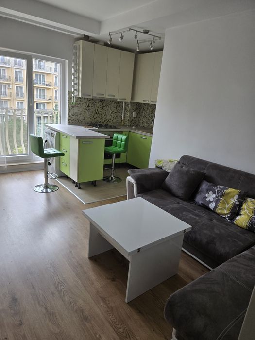 Închiriez apartament 2 camere în complex rezidențial Cosmopolis