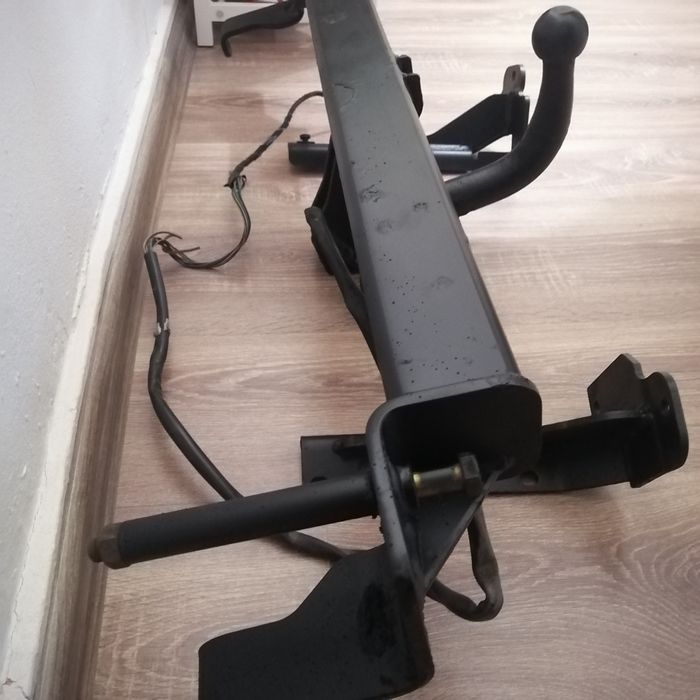 Cârlig tractare /REMORCARE