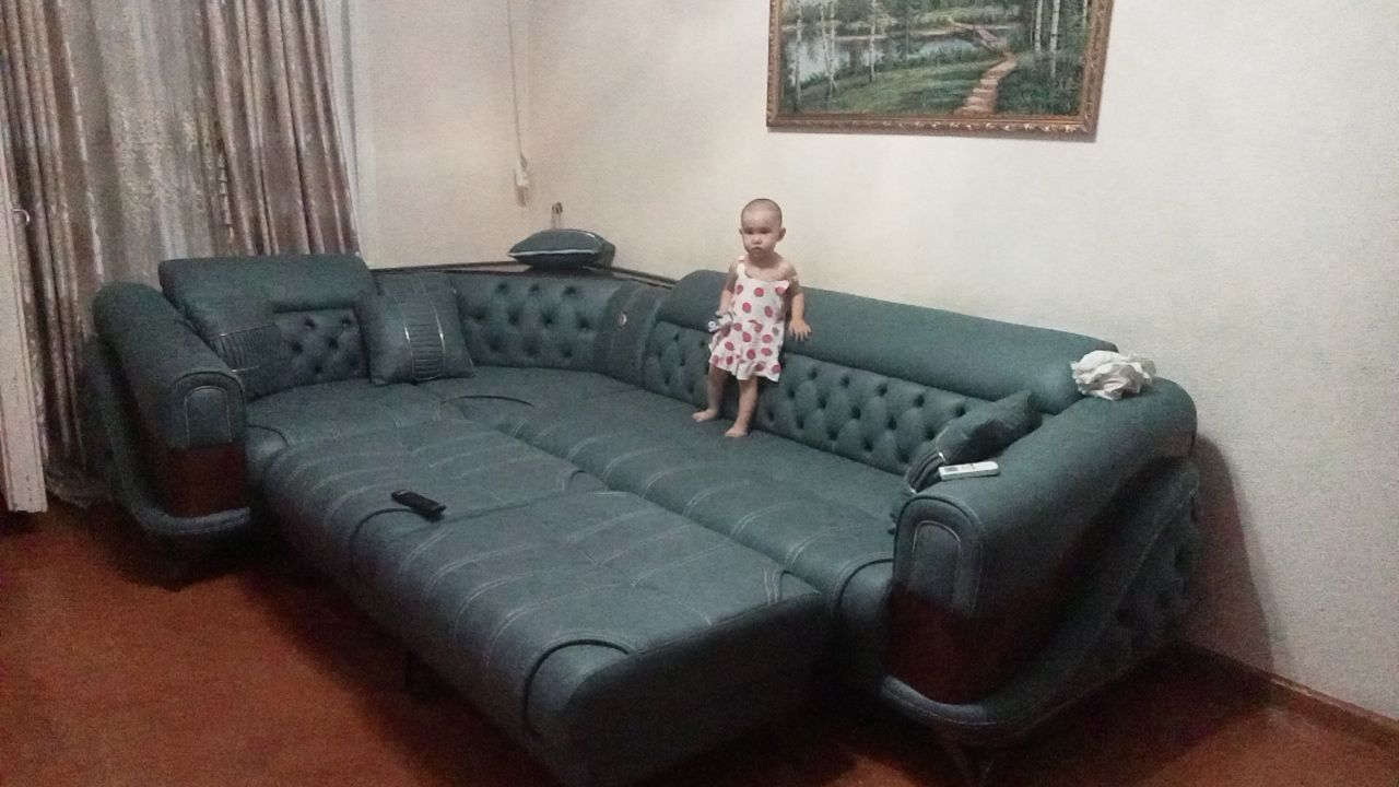 Ugalok divan  ..