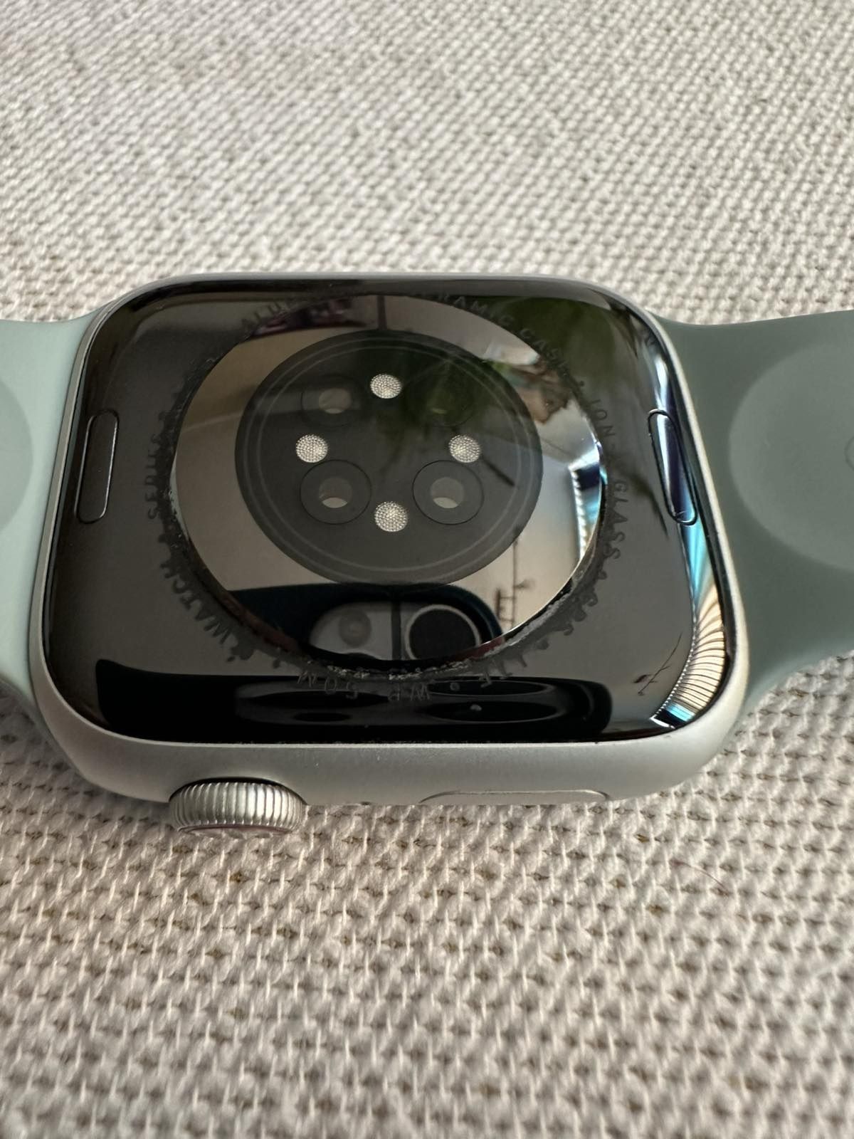 Apple Watch Series 8 + cellular