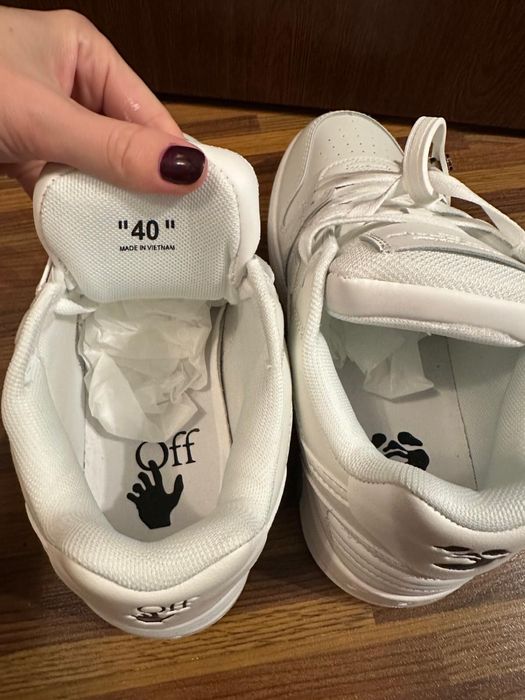 Off-White Out Of Office - marimea 40