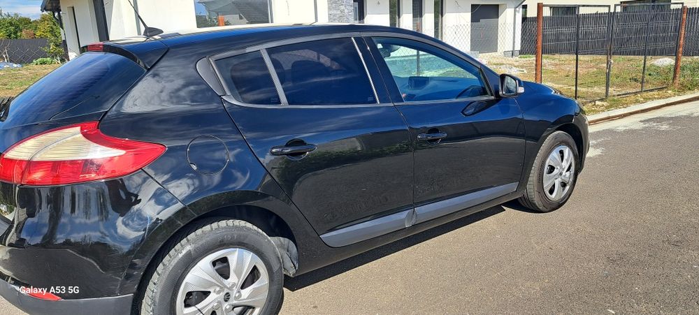 *Renault megane2011motor1.5diesel,110c.p*,euro5,*A.c,servo,.pret2950e