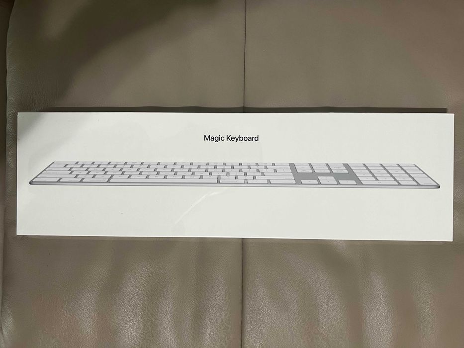 VAND Tastatura APPLE Magic Keyboard with Numeric Keypad (MQ052LB/A)