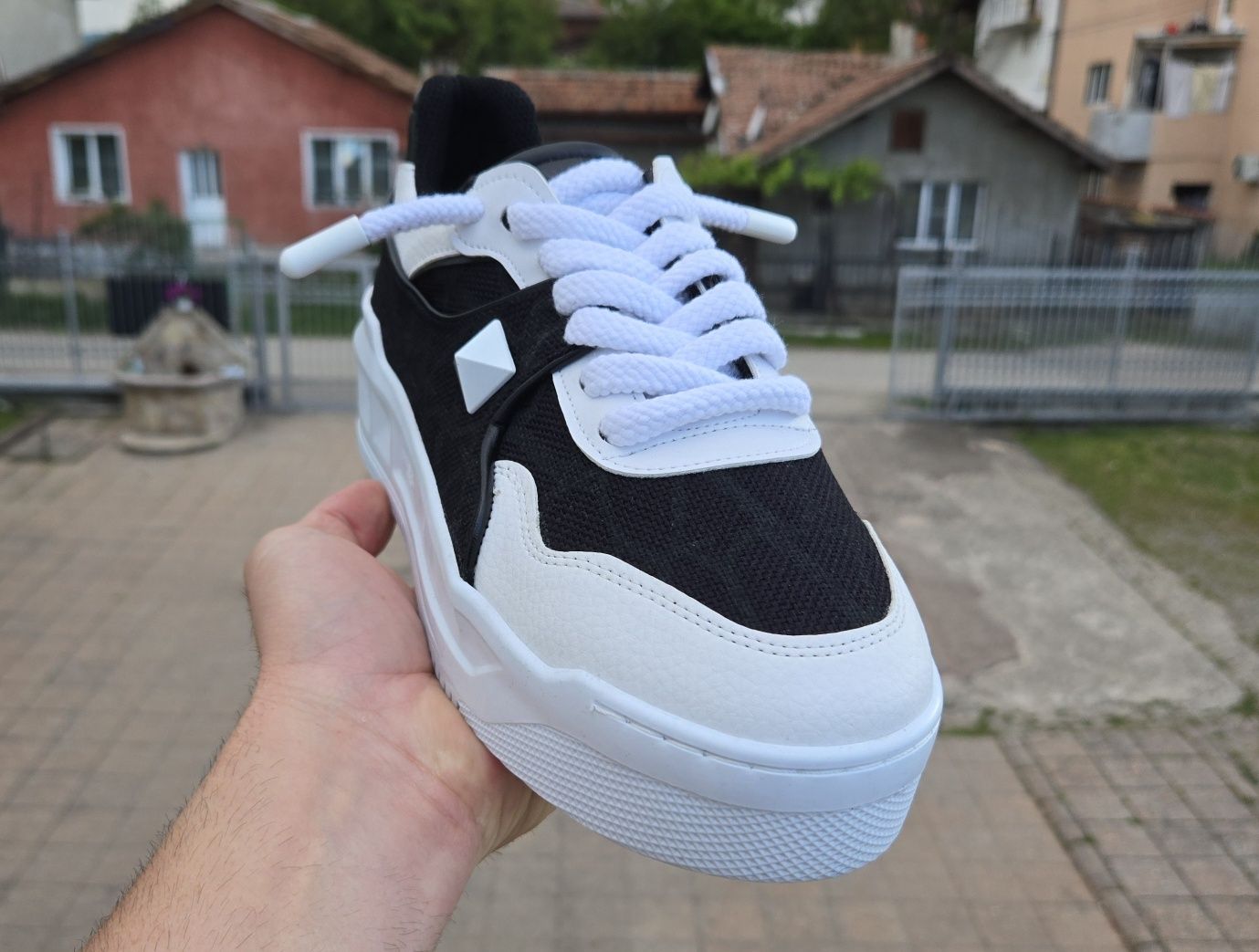 Мъжки сникърси Valentino
