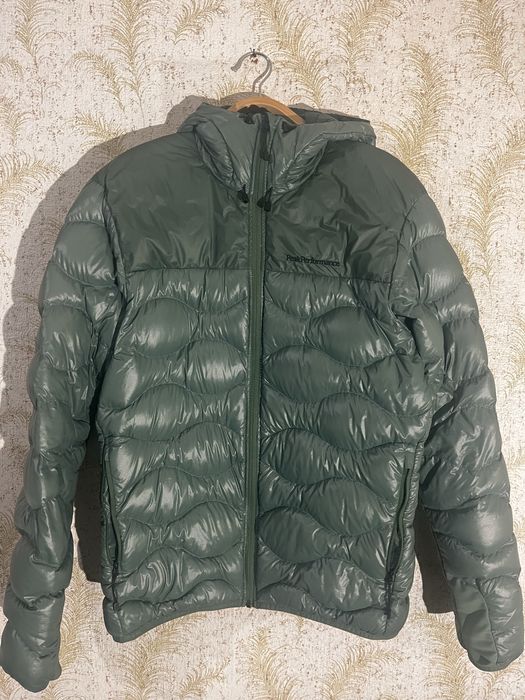 Peak Performance autumn down layer