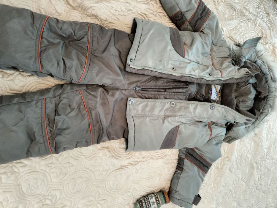 Продам детский комбез в хорошем состоян,размер 86