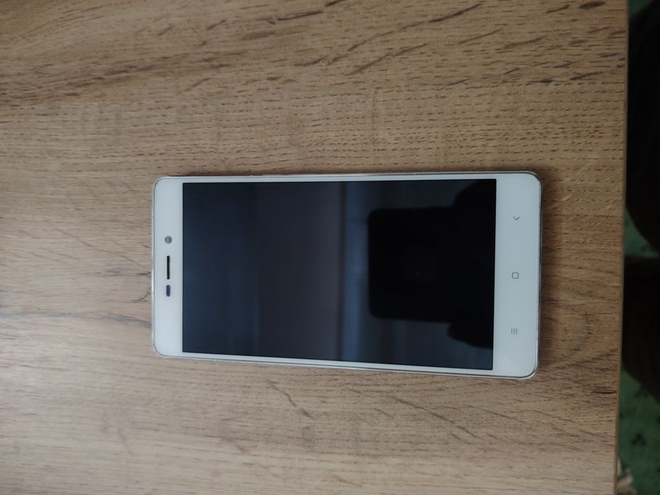 Xiaomi redmi 3s ekrani va kalonkasi