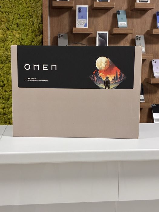 Laptop Gaming HP Omen 17" / 16/512GB/ 4060 / Windows 11 / 144Hz