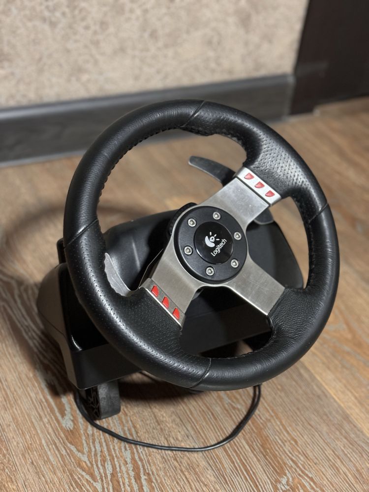 Logitech g27 Б/У в отличном состояний