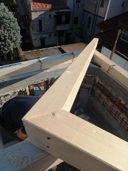 Acoperisuri mansardari jgheaburi burlane reparații tigla metalica