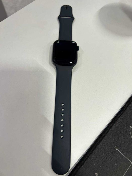 iwatch yangidek 2 oy ishlatilgan, qora