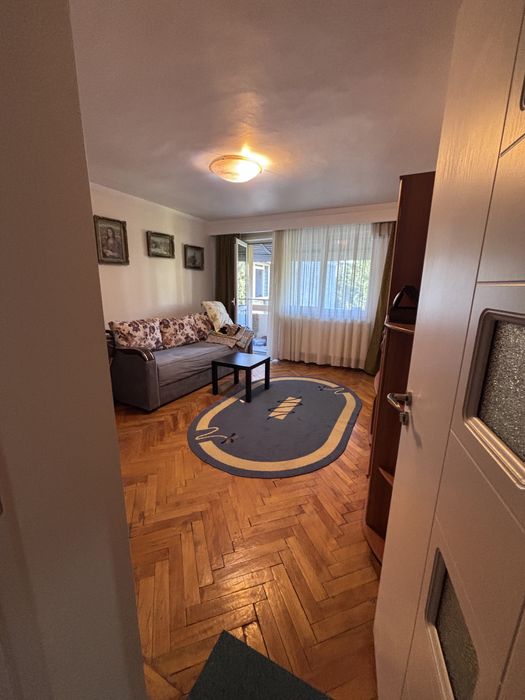 2 camere de inchiriat