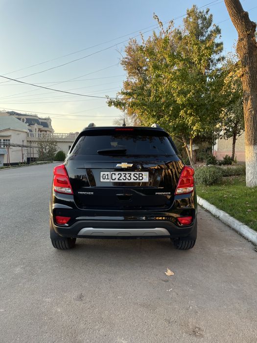 Tracker 1 premier. Продаю свою машину