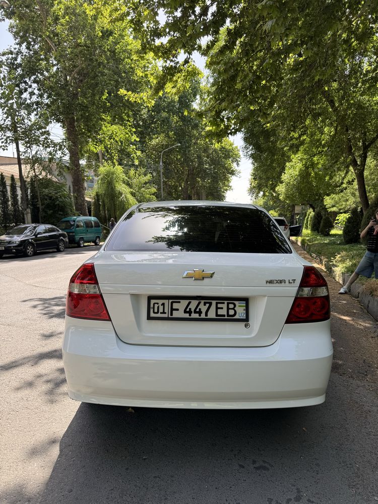 Nexia 3 (2 pozitsiya) sotiladi