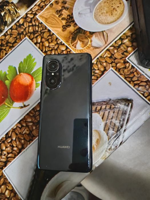 Vând telefon Huawei nova9 Se