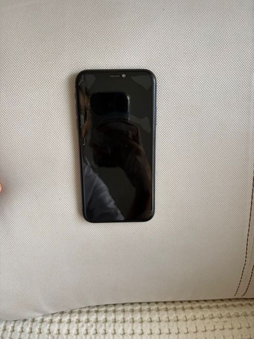iPhone 11 64GB black