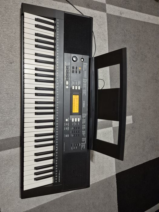 Yamaha psr e343 claciatura digitala