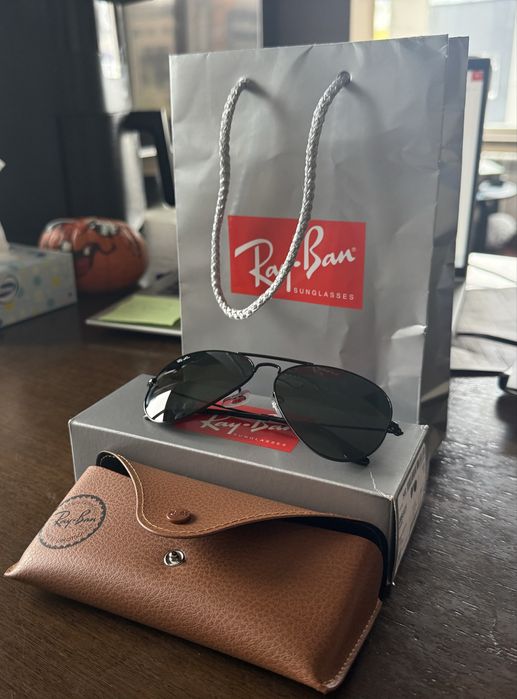 Чисто нови слънчеви очила Rayban Aviator Classic