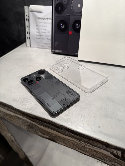 КАТО ЧИСТО НОВ Nothing Phone 3 512GB Black