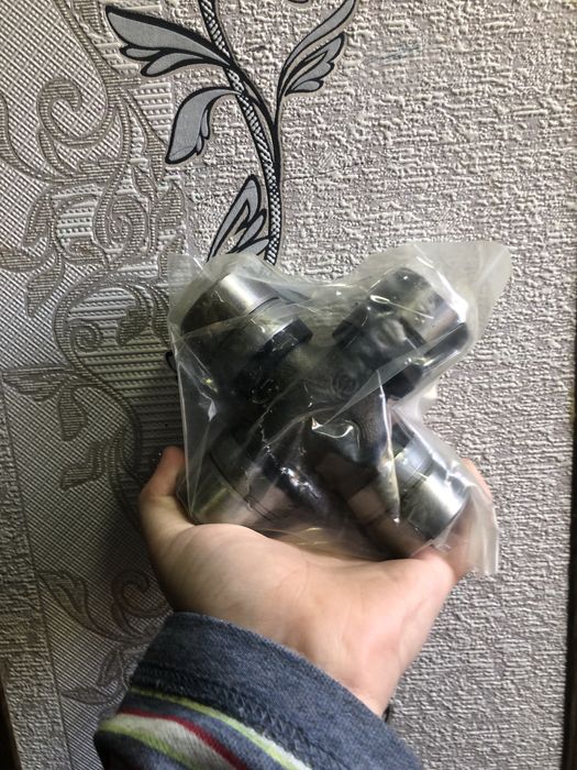 Продам крестовину  на Зил,Камаз