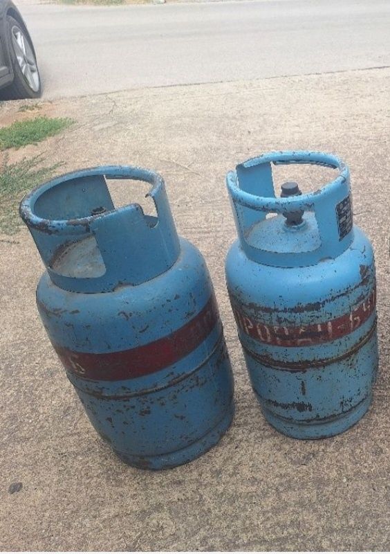 Газови бутилки  27л и 15л