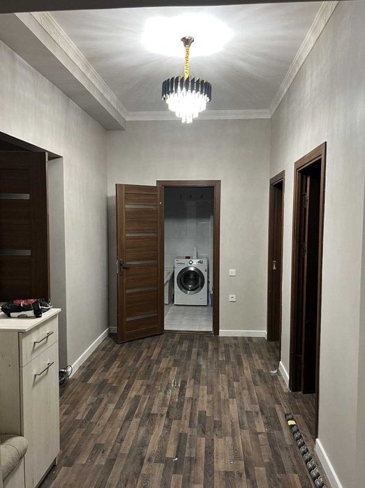 Срочно сдам 3- комнаты 2/5   Экобазар Беруни 378*