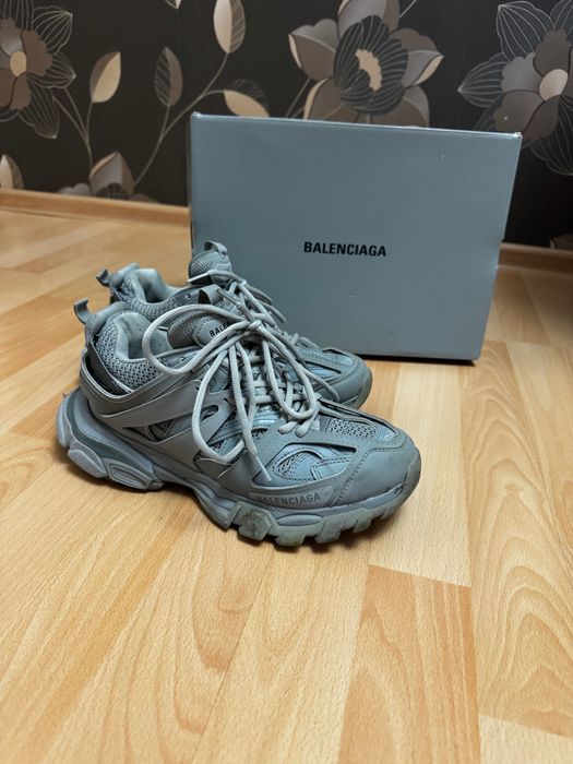 Balenciaga обувки