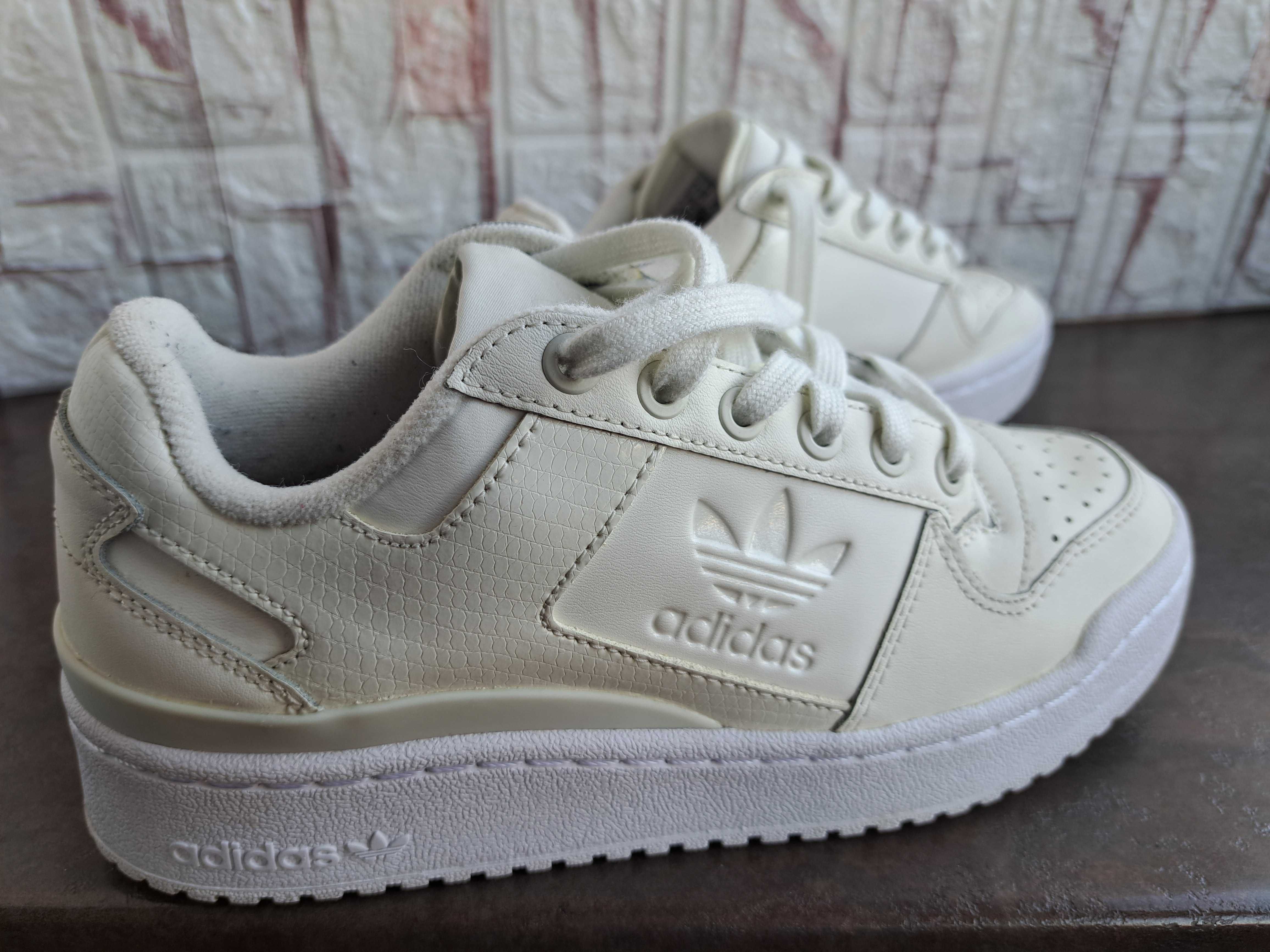 дамски маратонки,спортни обувки,кецове на платформа,Adidas37,5,сникърс