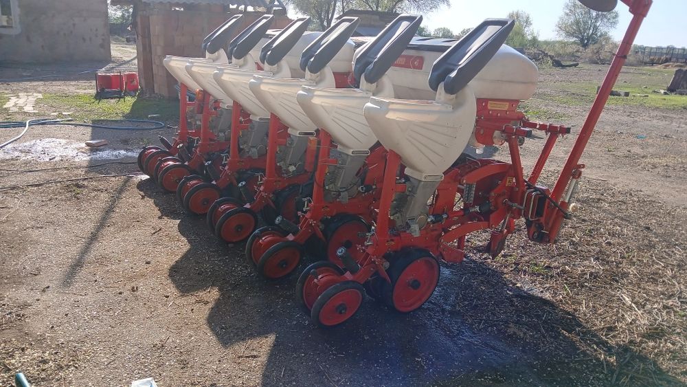 Продам кукурузную сеялку Оздуман