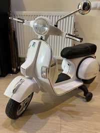 Scooter pentru Copii Vespa Classic