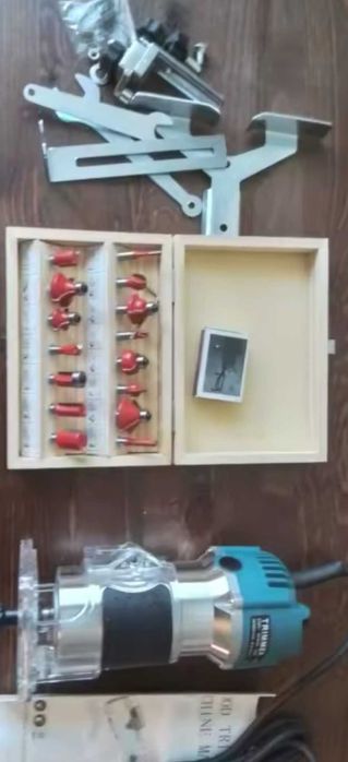 Електрическа Оберфреза 1/4 инча (6мм)