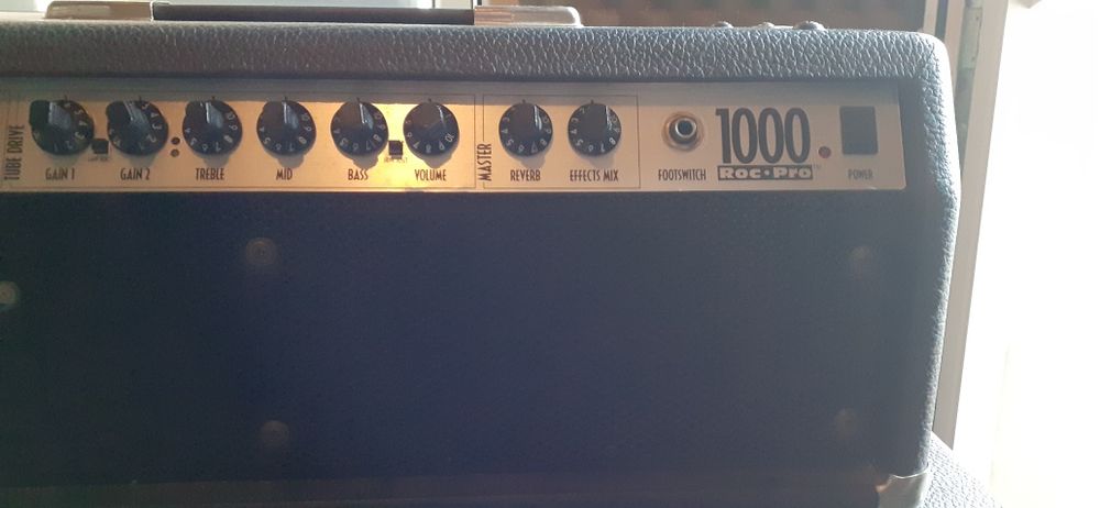 Amplificator Chitara Head Fender Roc Pro 1000