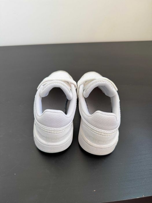 Adidasi Adidas Hoops 3.0 CF C NR 30 - Alb
