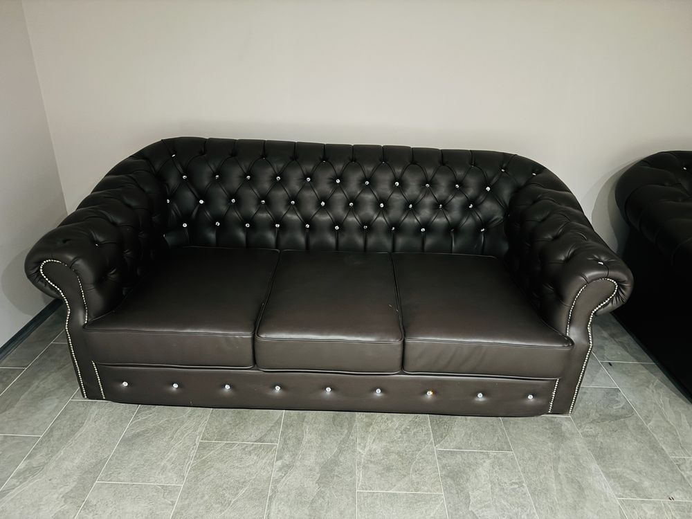 Vand canapea Chesterfield maro