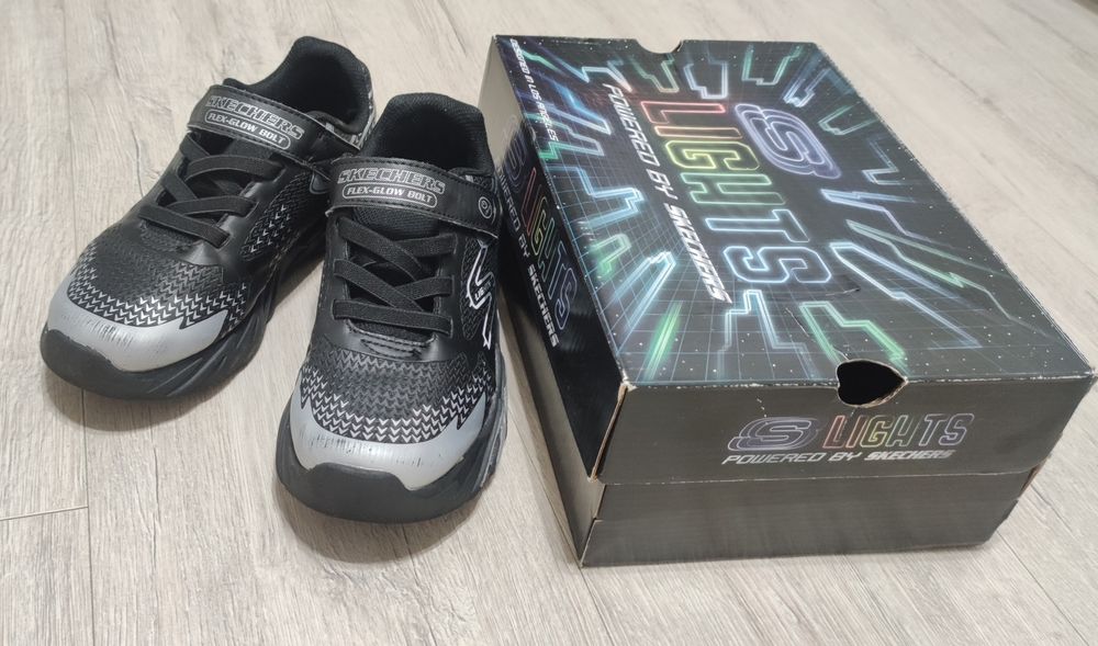 Детские кроссовки SKECHERS  34размер