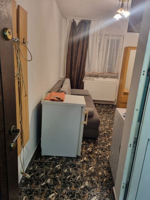 Închiriez garsoniera confort 3 în zona Afi