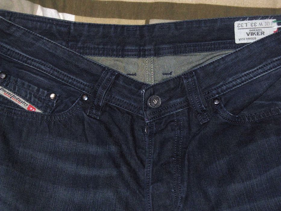 Blugi Originali Diesel W 33 x L 32 / Talie 86 cm - Lungime 108