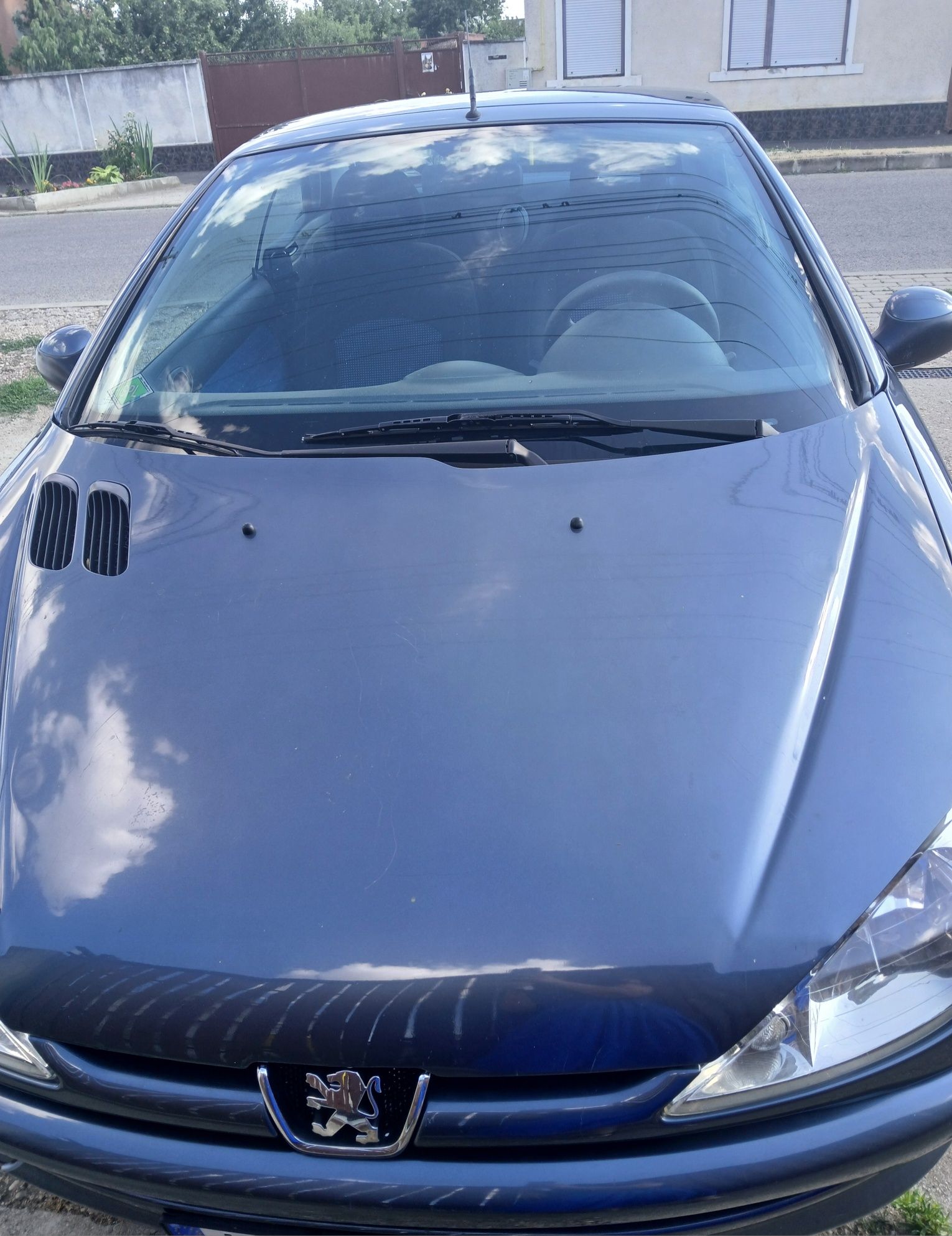 Vând Peugeot 206 cc