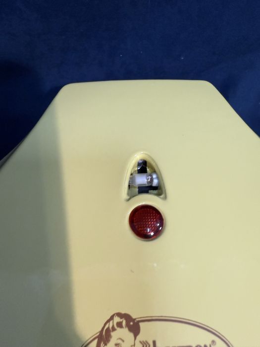 Уред за понички  Bestron