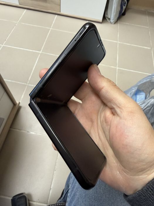 Samsung Galaxy Z Flip 3 5G 8/256gb