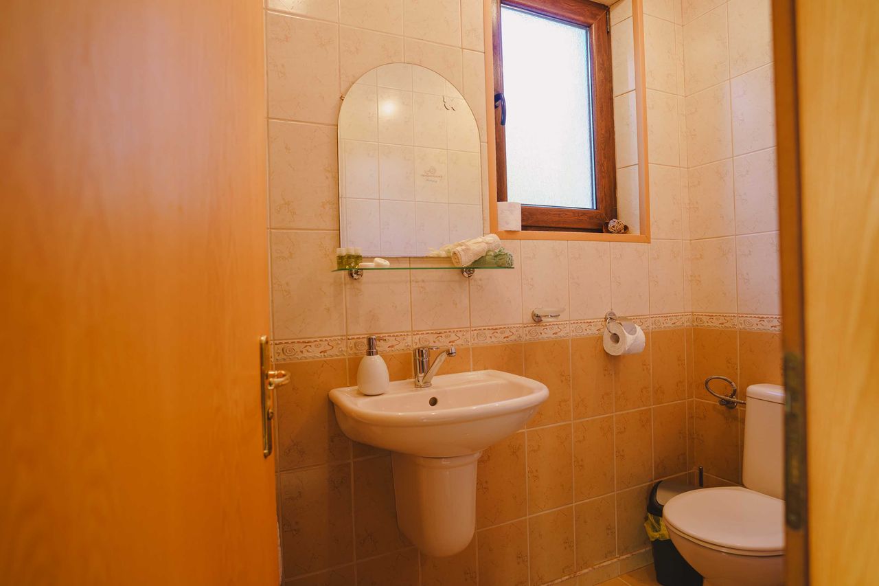 Продава се Къща в с. Топола, Област Добрич - 114 кв.м за 2281 €/кв.м - Снимка #15