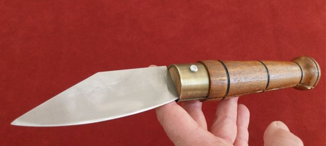 Български сгъваем нож