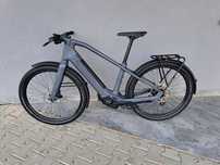 Vînd  bicicletă electrică Canyon Precede  ON