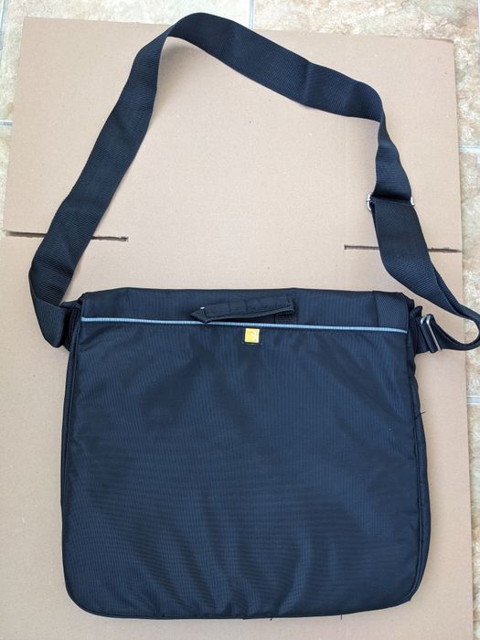 Geanta laptop Case Logic noua