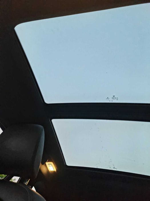 Автомобил BMW X1