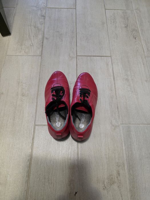 Червени кожени обувки Stillo