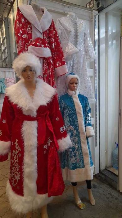 Дед мороз и снегурочка костюмы, к костюму прилагается шикарная борода,